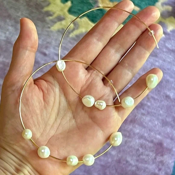 🌺🎉HP🎉🌺 NWT Cult Gaia Nubia XL Baroque Pearl Earrings - Picture 9 of 16